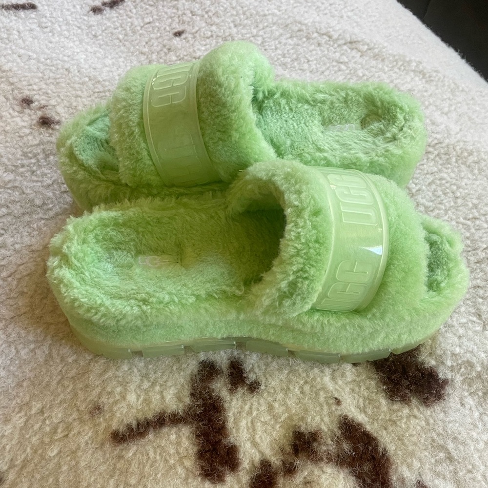 UGG Slip-ons - Picture 2 of 4